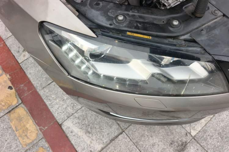 Used Volkswagen Passat 2013 2.0 TSI DSG Prestige Edition Right Front Headlight