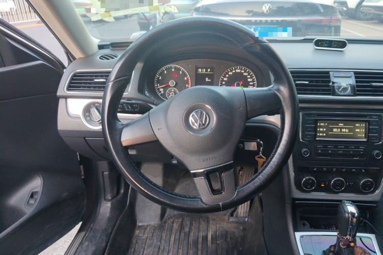 Used Volkswagen Passat 2013 1.8TSI DSG Prestige Edition Steering Wheel