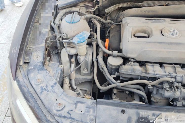 Used Volkswagen Passat 2013 1.8TSI DSG Prestige Edition Engine Bay Right