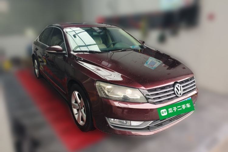 Used Volkswagen Passat 2013 1.8TSI DSG Prestige Edition Front Right 45 Deg