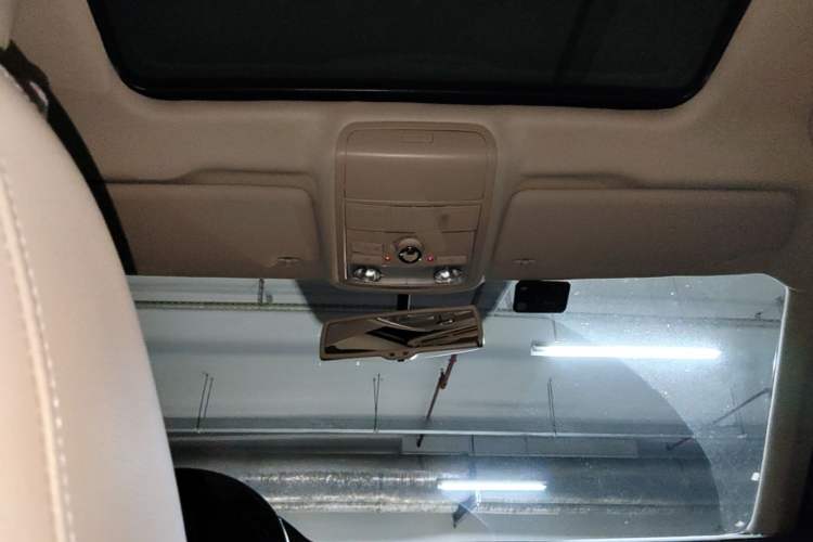 Used Volkswagen Passat 2013 1.8TSI DSG Prestige Edition Headliner