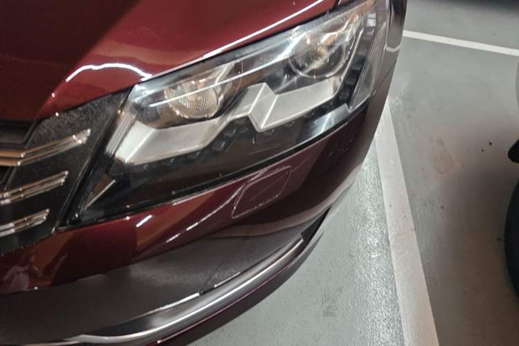 Used Volkswagen Passat 2013 1.8TSI DSG Prestige Edition Left Front Headlight