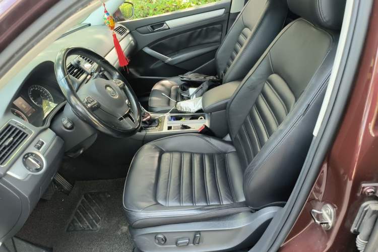 Used Volkswagen Passat 2013 1.8TSI DSG Prestige Edition Left Front Seat