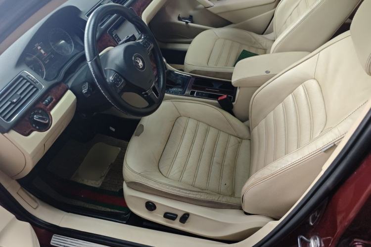 Used Volkswagen Passat 2013 1.8TSI DSG Prestige Edition Left Front Seat