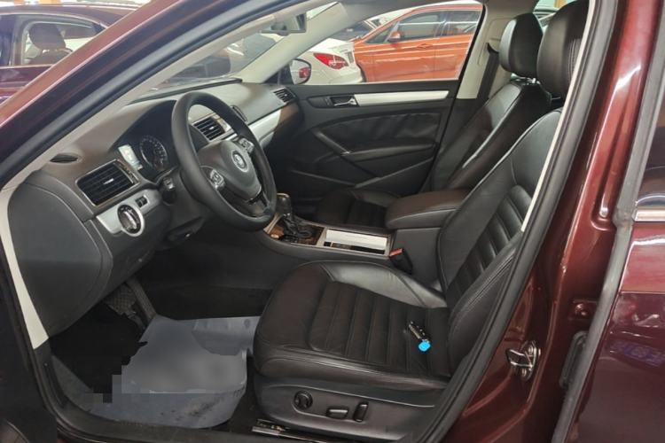 Used Volkswagen Passat 2013 1.8TSI DSG Prestige Edition Left Front Seat