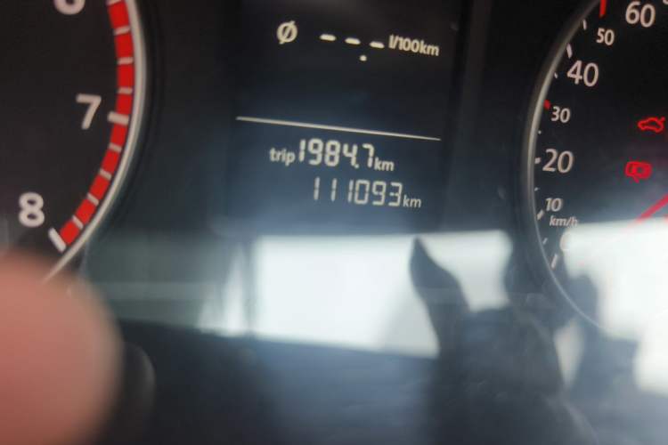 Used Volkswagen Passat 2013 1.8TSI DSG Prestige Edition Odometer Close Up