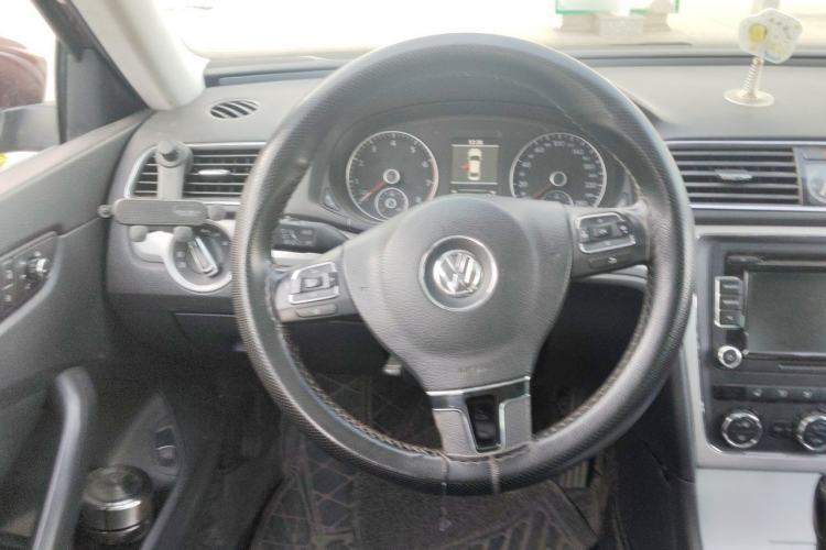 Used Volkswagen Passat 2013 1.8TSI DSG Prestige Edition Steering Wheel