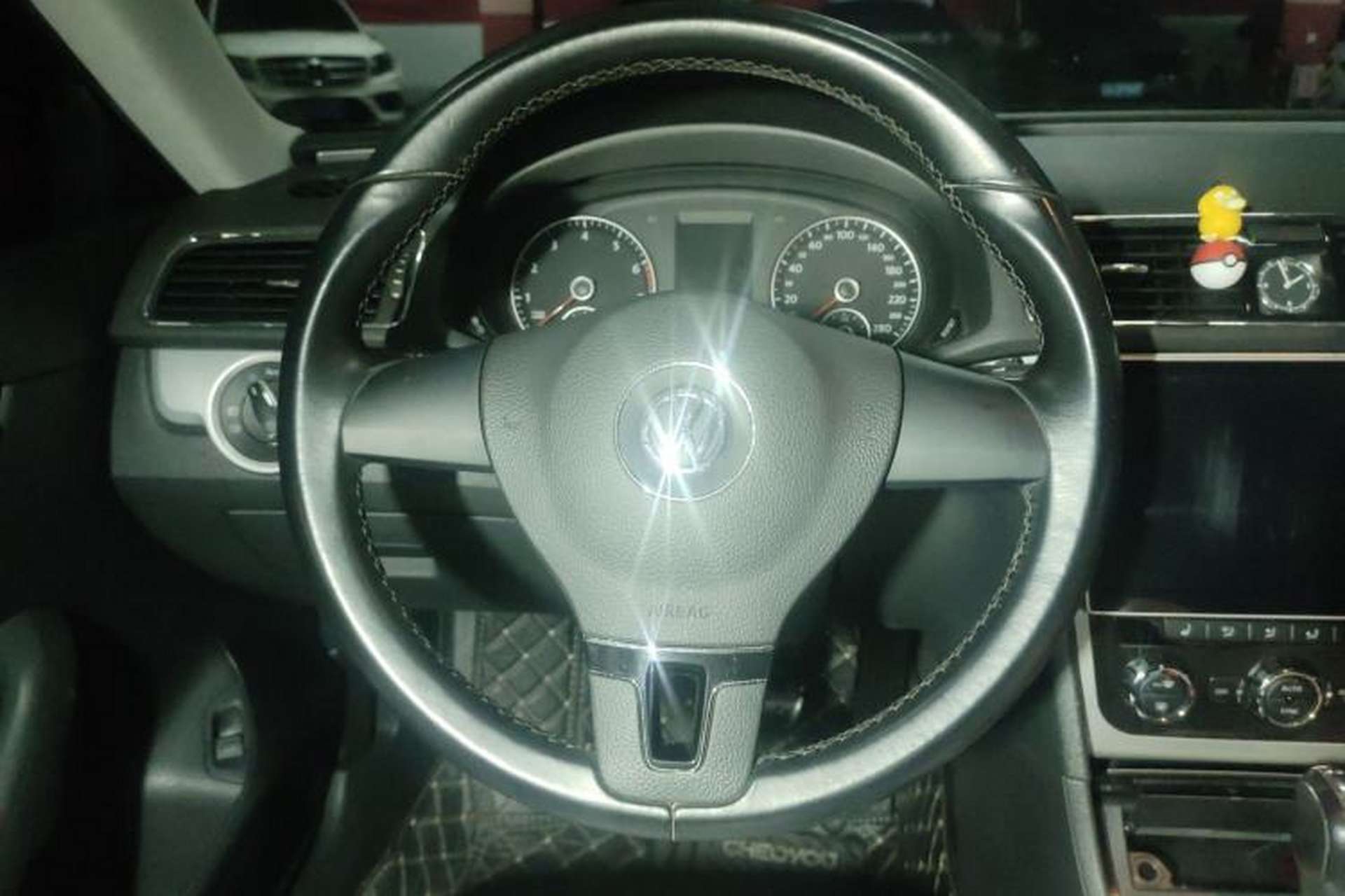 Used Volkswagen Passat 2013 1.8TSI DSG Prestige Edition Steering Wheel