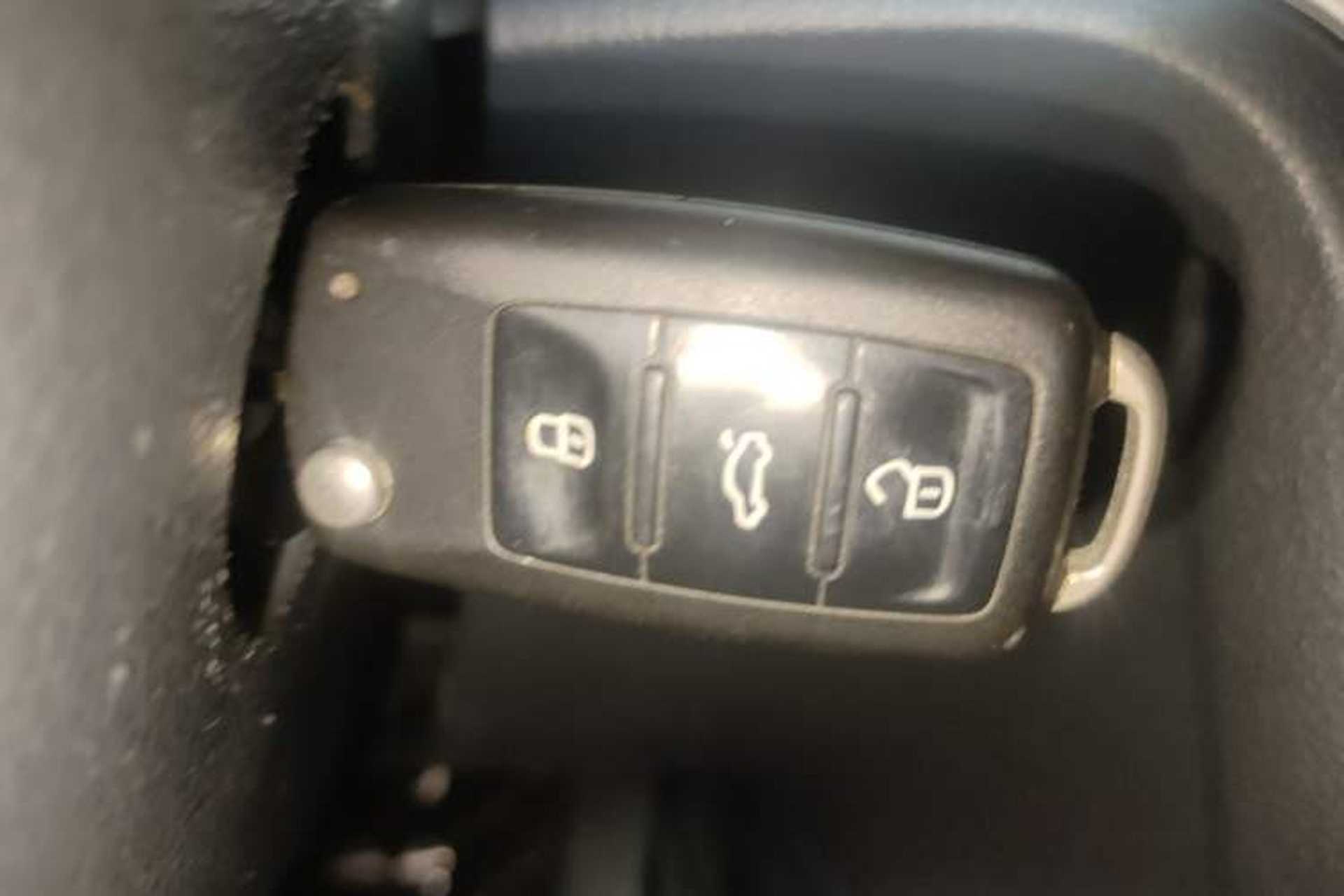 Used Volkswagen Passat 2013 1.8TSI DSG Prestige Edition Vehicle Key