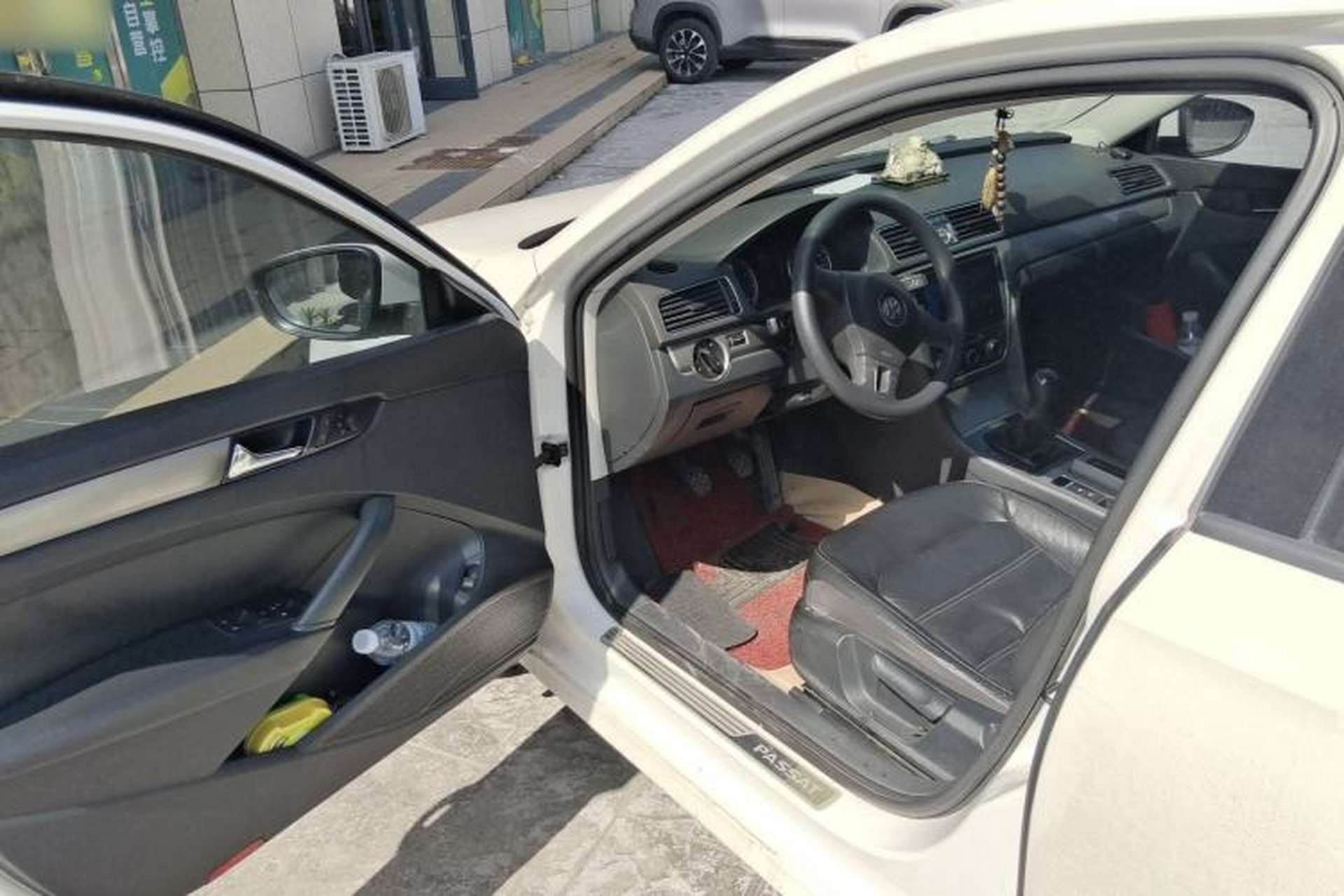 Used Volkswagen Passat 2013 1.4TSI Manual Luxury Edition Driver Seat