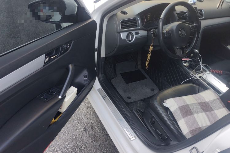 Used Volkswagen Passat 2013 1.8TSI DSG Prestige Edition Driver Seat