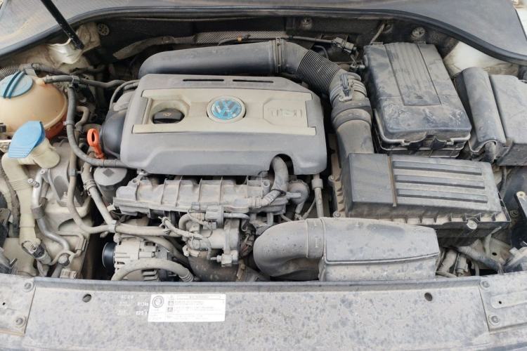 Used Volkswagen Passat 2013 1.8TSI DSG Prestige Edition Engine Bay