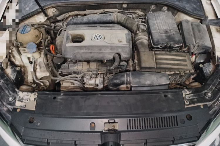Used Volkswagen Passat 2013 1.8TSI DSG Prestige Edition Engine Bay