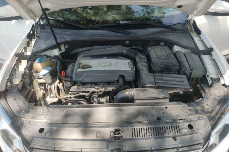 Used Volkswagen Passat 2013 1.8TSI DSG Prestige Edition Engine Bay