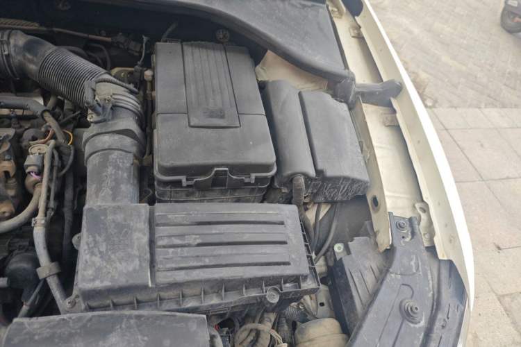 Used Volkswagen Passat 2013 1.8TSI DSG Prestige Edition Engine Bay Left