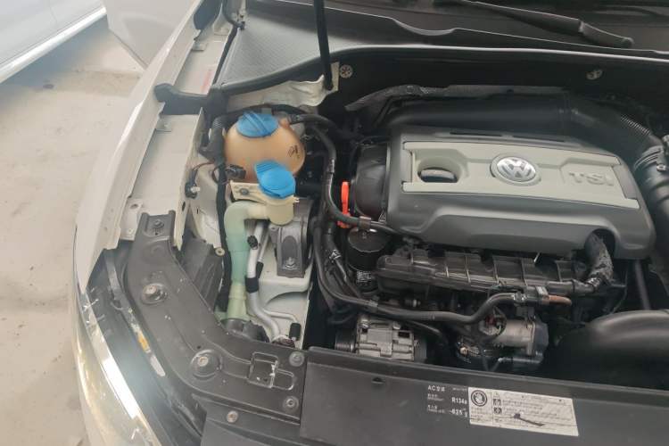 Used Volkswagen Passat 2013 2.0 TSI DSG Prestige Edition Engine Bay Right