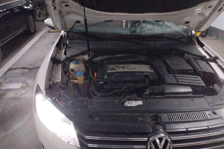 Used Volkswagen Passat 2013 2.0 TSI DSG Prestige Edition Engine Bay Right