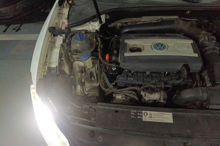 Used Volkswagen Passat 2013 1.8TSI DSG Prestige Edition Engine Bay Right
