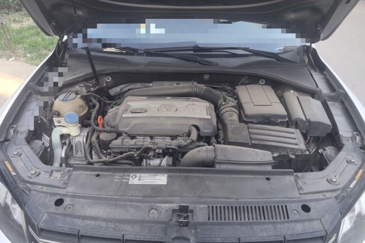Used Volkswagen Passat 2013 1.8TSI DSG Prestige Edition Engine Bay
