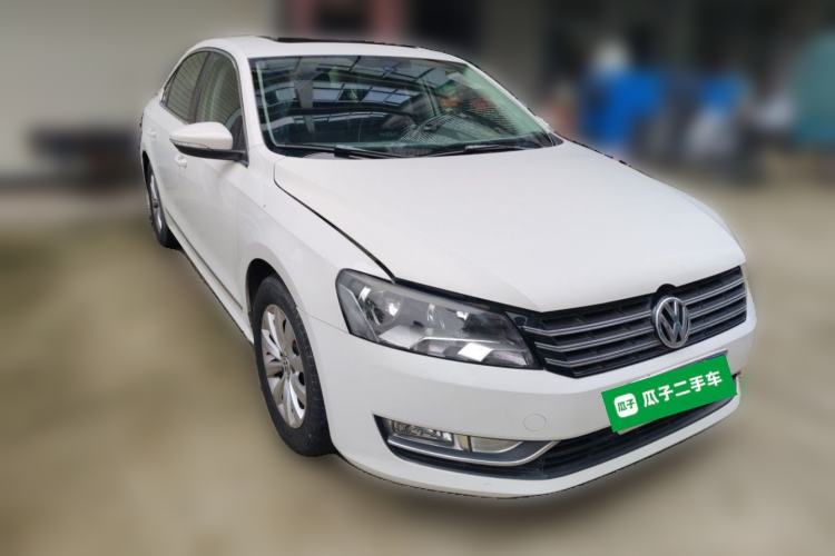 Used Volkswagen Passat 2013 1.8TSI DSG Prestige Edition Front Right 45 Deg