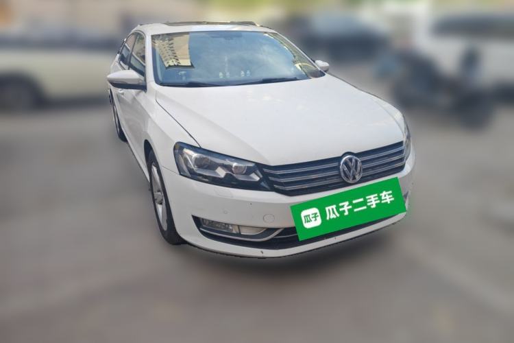 Used Volkswagen Passat 2013 1.8TSI DSG Prestige Edition Front Right 45 Deg