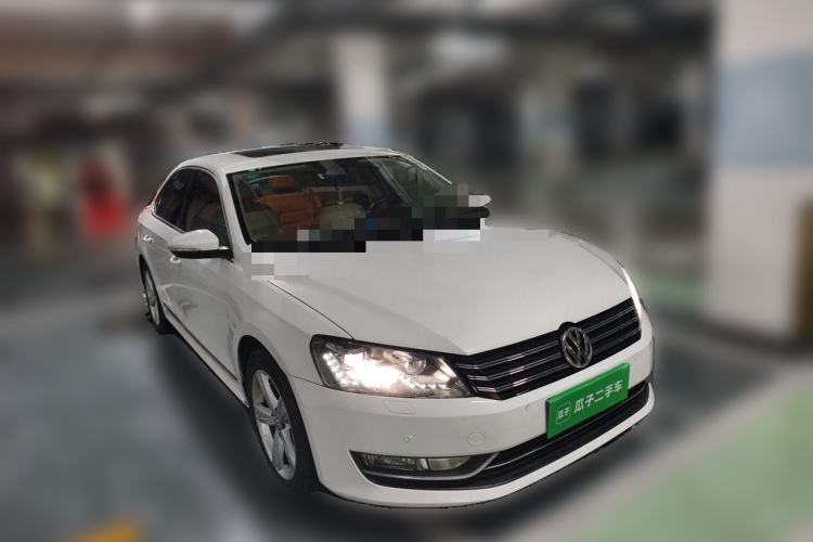 Used Volkswagen Passat 2013 1.8TSI DSG Prestige Edition Front Right 45 Deg