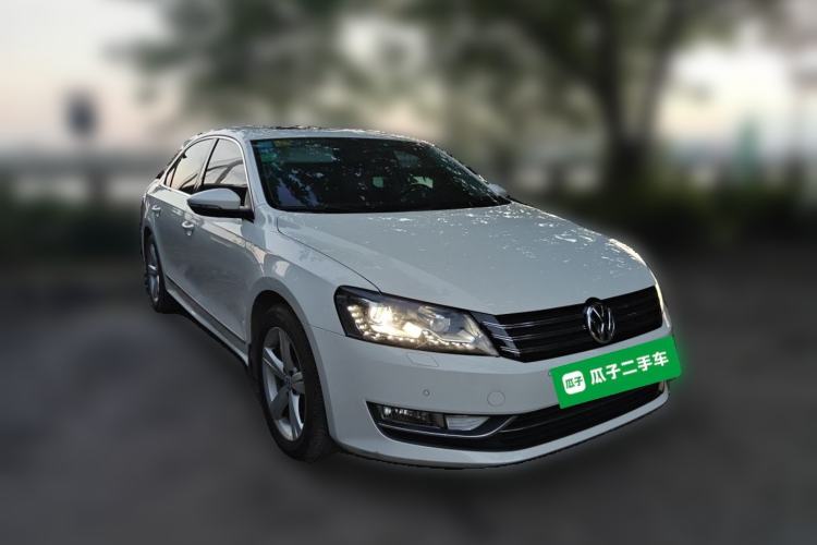Used Volkswagen Passat 2013 1.8TSI DSG Prestige Edition Front Right 45 Deg
