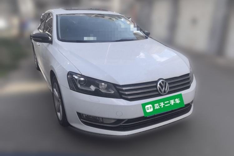 Used Volkswagen Passat 2013 1.8TSI DSG Prestige Edition Front Right 45 Deg