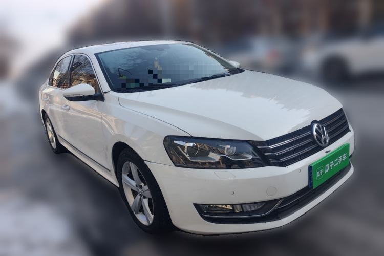 Used Volkswagen Passat 2013 1.8TSI DSG Prestige Edition Front Right 45 Deg