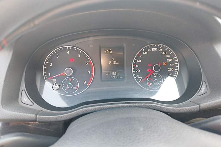 Used Volkswagen Passat 2013 1.4TSI Manual Luxury Edition Instrument Cluster