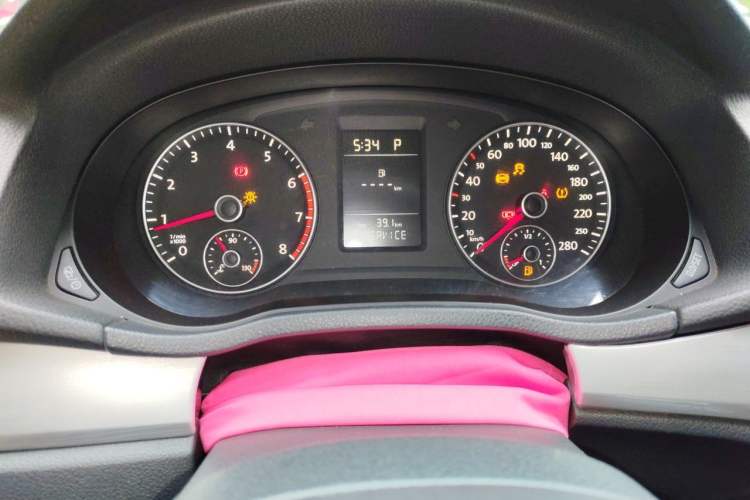 Used Volkswagen Passat 2013 1.8TSI DSG Prestige Edition Instrument Cluster