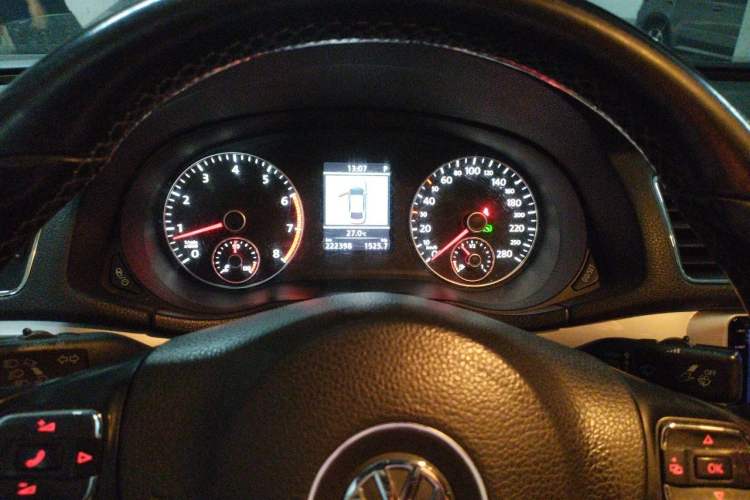 Used Volkswagen Passat 2013 2.0 TSI DSG Prestige Edition Instrument Cluster