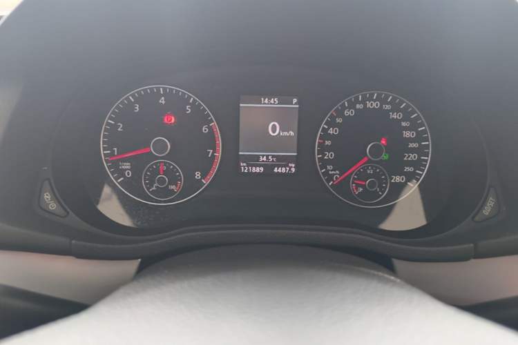 Used Volkswagen Passat 2013 1.8TSI DSG Prestige Edition Instrument Cluster