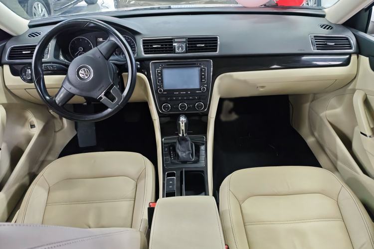 Used Volkswagen Passat 2013 1.8TSI DSG Prestige Edition Interior 1