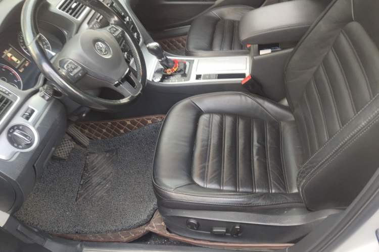 Used Volkswagen Passat 2013 1.8TSI DSG Prestige Edition Left Front Seat