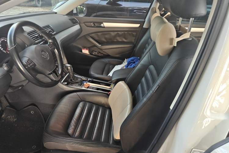 Used Volkswagen Passat 2013 1.8TSI DSG Prestige Edition Left Front Seat