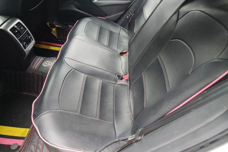 Used Volkswagen Passat 2013 1.8TSI DSG Prestige Edition Left Rear Seat