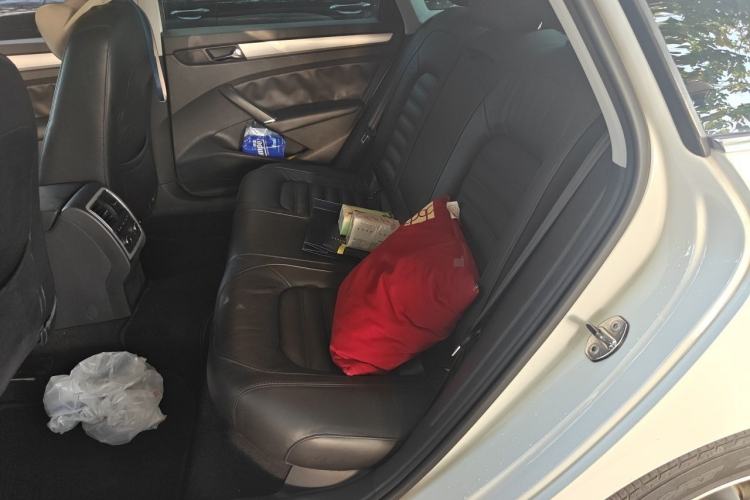 Used Volkswagen Passat 2013 1.8TSI DSG Prestige Edition Left Rear Seat