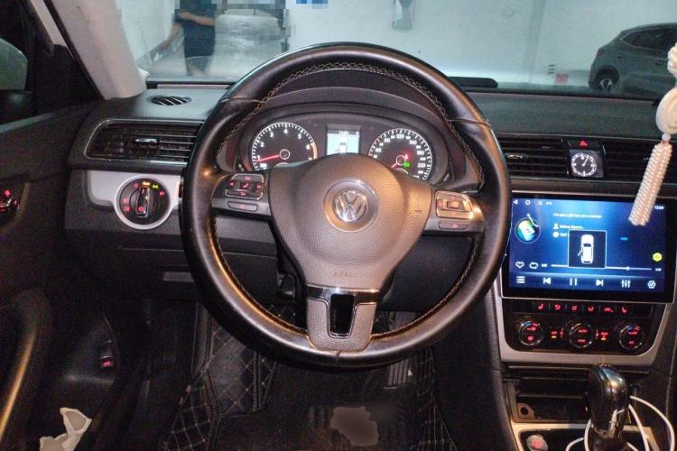 Used Volkswagen Passat 2013 2.0 TSI DSG Prestige Edition Steering Wheel