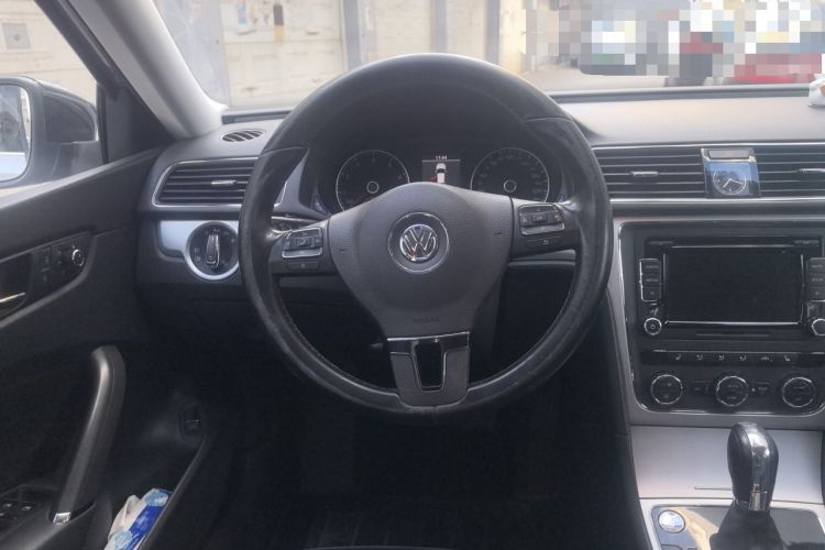 Used Volkswagen Passat 2013 1.8TSI DSG Prestige Edition Steering Wheel
