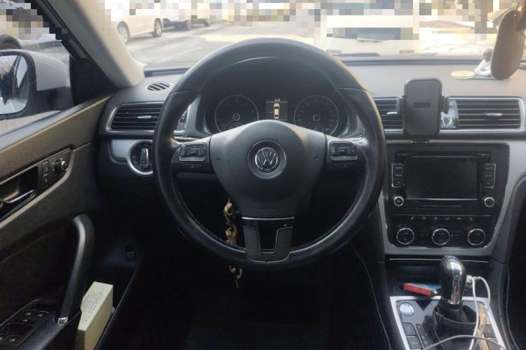 Used Volkswagen Passat 2013 1.8TSI DSG Prestige Edition Steering Wheel