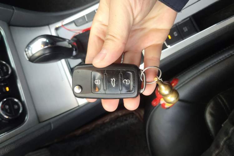 Used Volkswagen Passat 2013 1.8TSI DSG Prestige Edition Vehicle Key