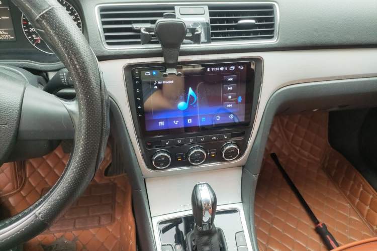 Used Volkswagen Passat 2013 1.8TSI DSG Prestige Edition Audio And AC Panel