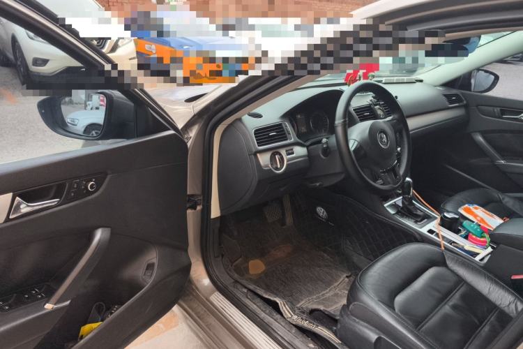 Used Volkswagen Passat 2013 1.8TSI DSG Prestige Edition Driver Seat