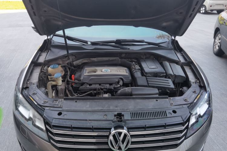 Used Volkswagen Passat 2013 2.0 TSI DSG Ultimate Edition Engine Bay