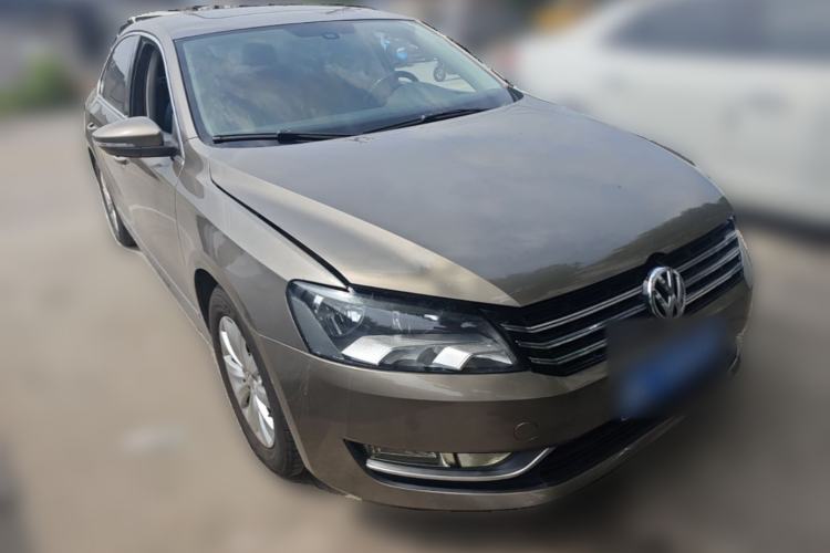 Used Volkswagen Passat 2013 1.8TSI DSG Prestige Edition Front Right 45 Deg
