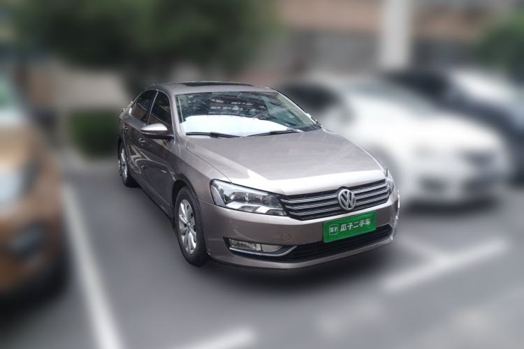 Used Volkswagen Passat 2013 1.8TSI DSG Prestige Edition Front Right 45 Deg