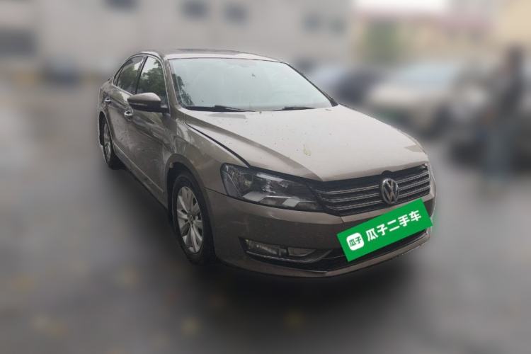Used Volkswagen Passat 2013 1.8TSI DSG Prestige Edition Front Right 45 Deg