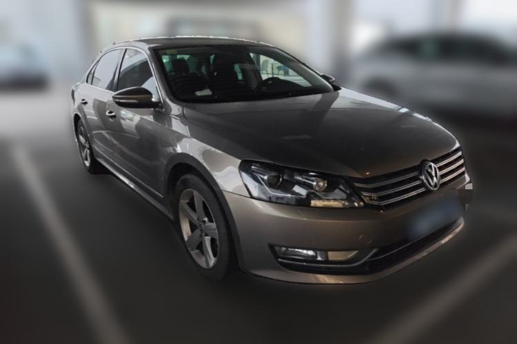 Used Volkswagen Passat 2013 1.8TSI DSG Prestige Edition Front Right 45 Deg