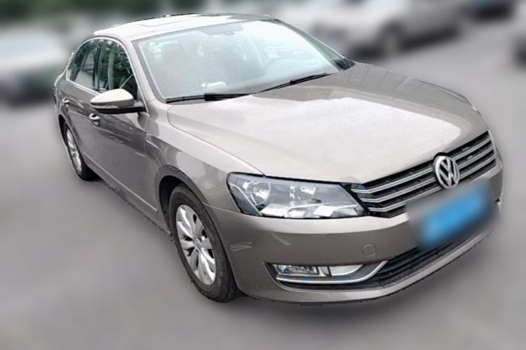 Used Volkswagen Passat 2013 1.8TSI DSG Prestige Edition Front Right 45 Deg